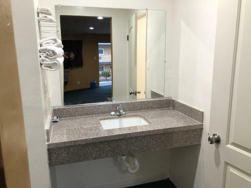 Motel Los Angeles Inn & Suites - Lax