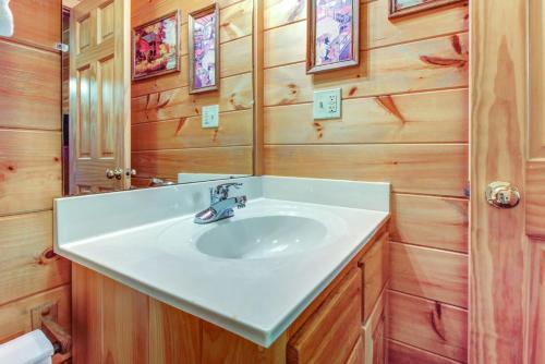 Running Bear Cabin
