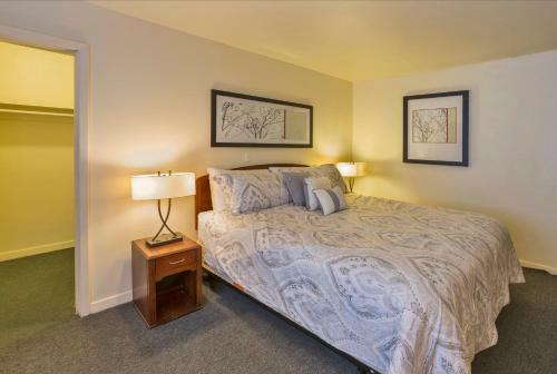 Hotel Palm Grove Inn