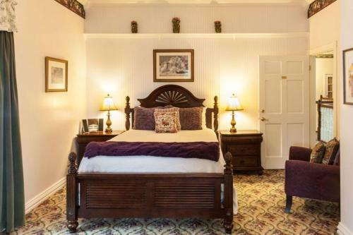 Posada Rose Hill Manor . Aaa Four Diamond Inn