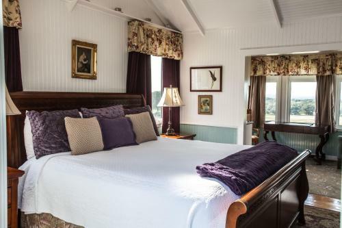 Posada Rose Hill Manor . Aaa Four Diamond Inn