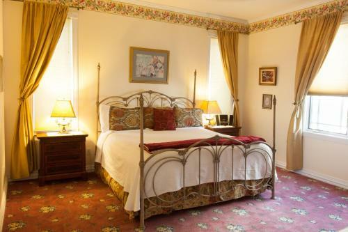 Posada Rose Hill Manor . Aaa Four Diamond Inn