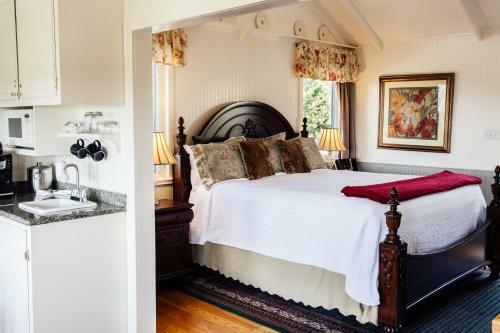 Posada Rose Hill Manor . Aaa Four Diamond Inn