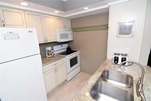 Apartamento East Gulf Condo #1122