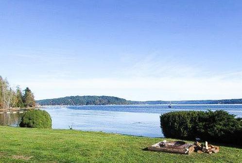 Motel The Waterfront At Potlatch