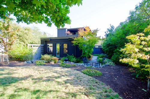 Apartamento Phinney Ridge Flat With Backyard Oasis