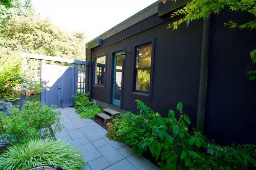 Apartamento Phinney Ridge Flat With Backyard Oasis
