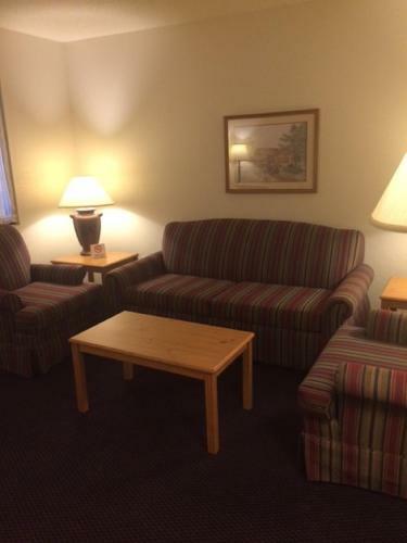 Hotel Super 8 By Wyndham St. James