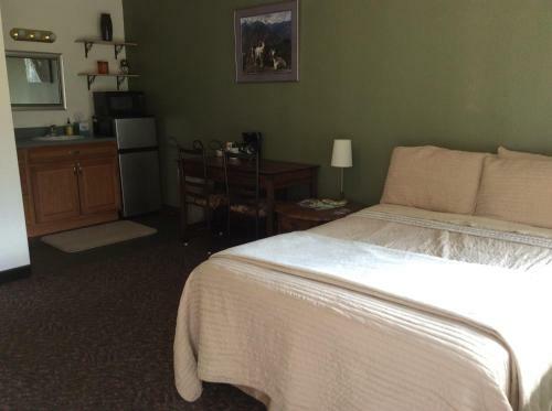 Bird Creek Motel