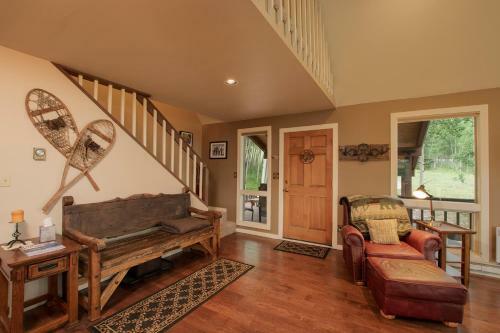 Ponderosa Lodge