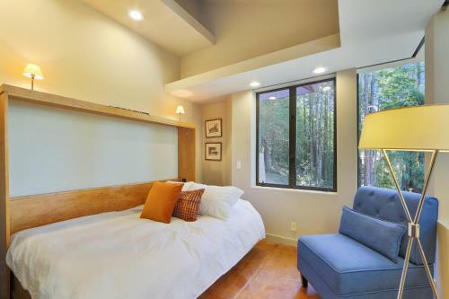 Architect's Redwood Rings Retreat