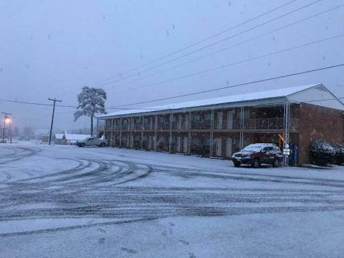 Sheldon's Motel And Restaurant