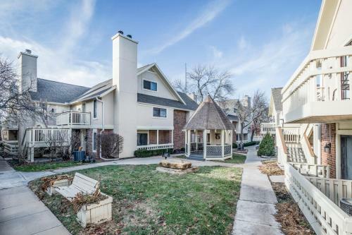 Hotel Cloverleaf Suites Overland Park
