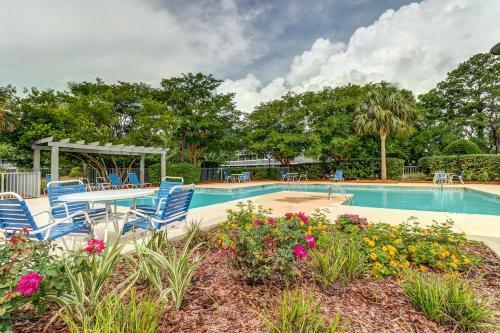 Racquet Club 2471