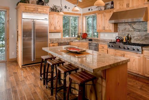 5 Vine Maple - Golf View - 6br/6ba