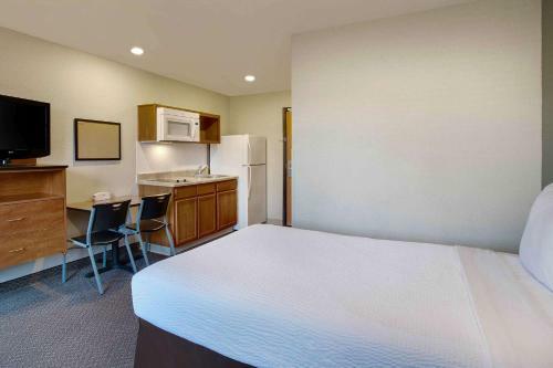 Hotel Woodspring Suites Washington Dc Andrews Afb