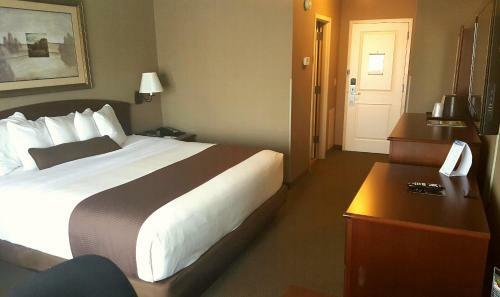 Hotel C'mon Inn