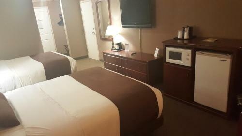 Hotel C'mon Inn