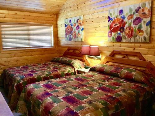 Giant Oaks Lodge