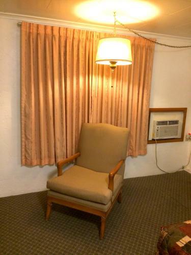 Hotel Connell Inn And Suites