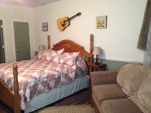 Bed & Breakfast Swan Song Inn