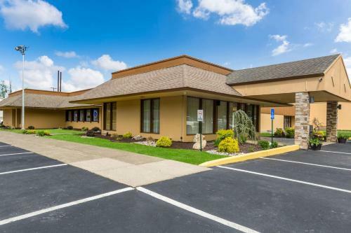 Hotel Rodeway Inn & Suites - Poconos
