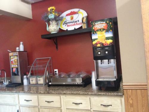 Hotel Super 8 By Wyndham Bowling Green