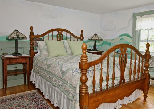 Maguire House Bed And Breakfast
