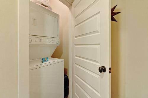 Redfish Village M1-410 Blue Mountain Beach 30a (Condo)