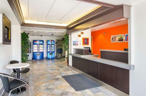 Hotel Motel 6 Wheatland