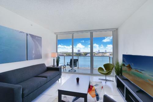 Aparthotel Intracoastal Yacht Club By Hosteeva