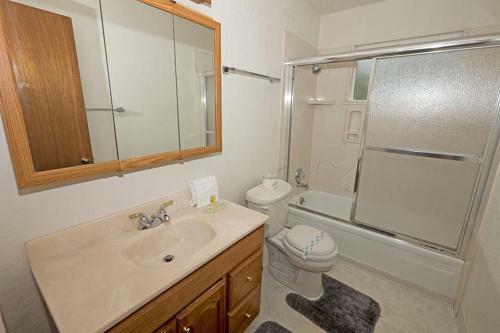 1627 Oneidas Street Home