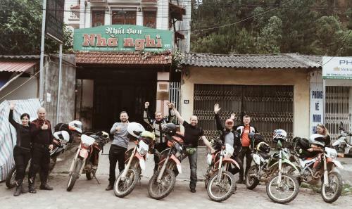 Bed & Breakfast Nhat Son Guesthouse