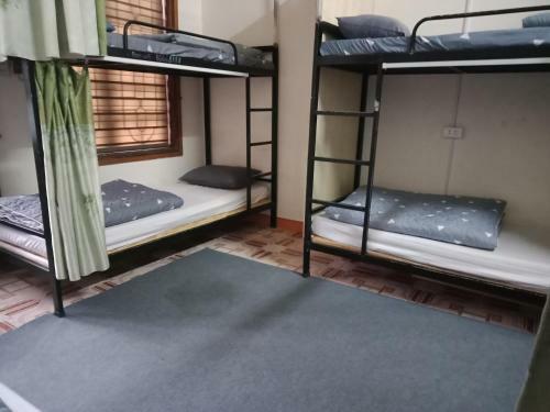 10am Hostel