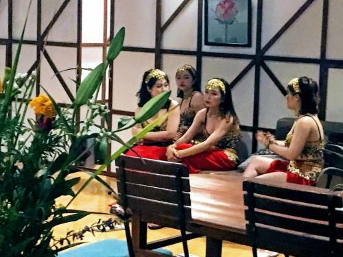 Lagi Dinh Relax Hotel