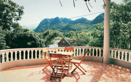 Hotel Son Doong Bungalow