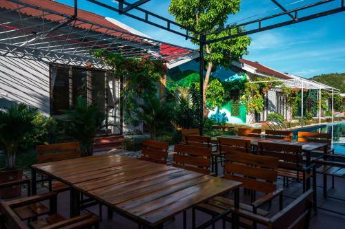 Hotel Son Doong Bungalow