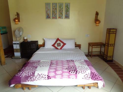 Hostal Ninila Fruit Farm Bungalow