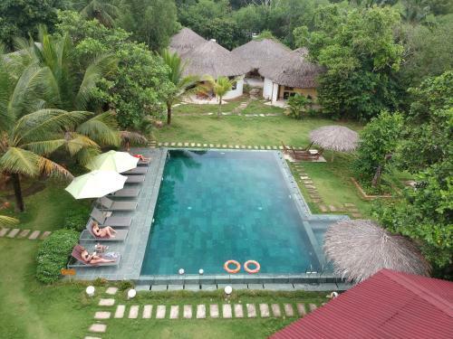Hostal Ninila Fruit Farm Bungalow