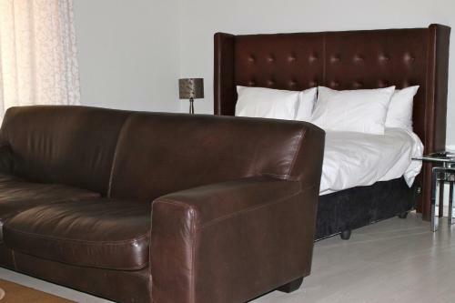 Hostal Mogwase Guesthouse
