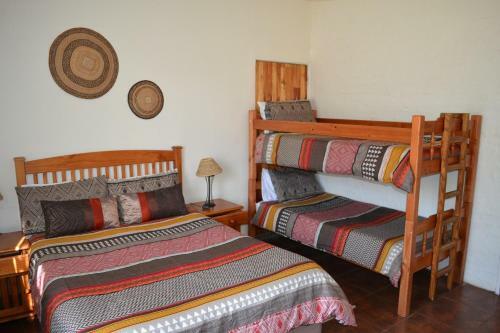 Hostal Shumba Valley Guest Farm