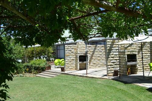 Hostal Shumba Valley Guest Farm
