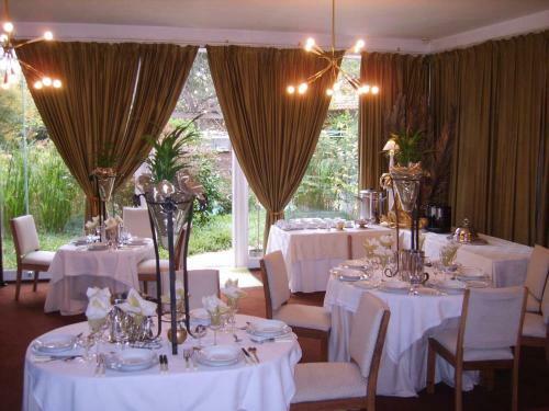 Hostal Emerald Guest House Springs