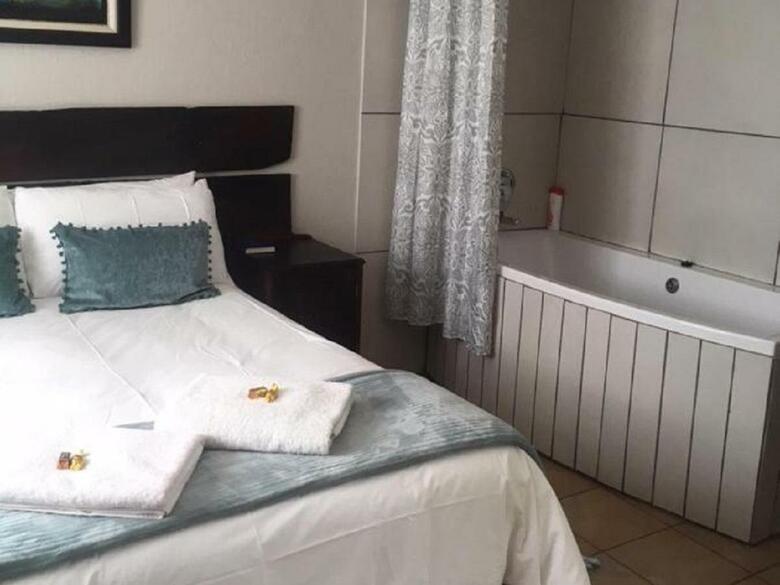 Hostal Geluksdam Guest House