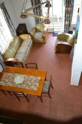 Hostal Plover Cottages