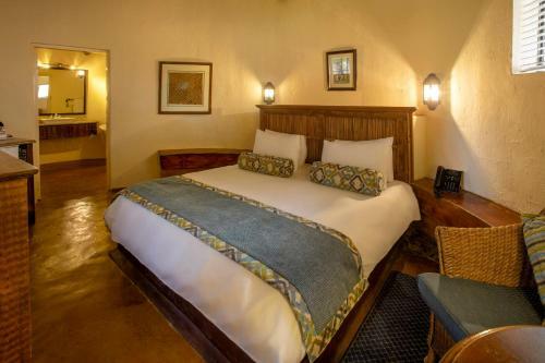 Bush Bungalows At Sun City Resort