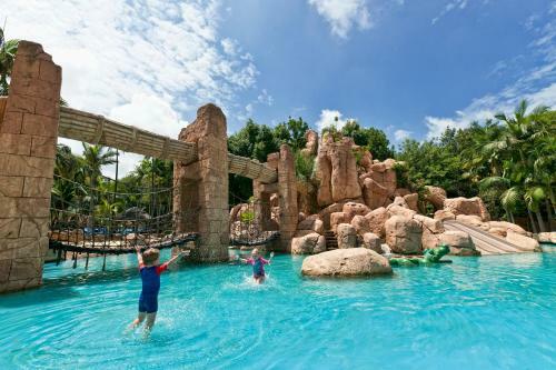 Bush Bungalows At Sun City Resort