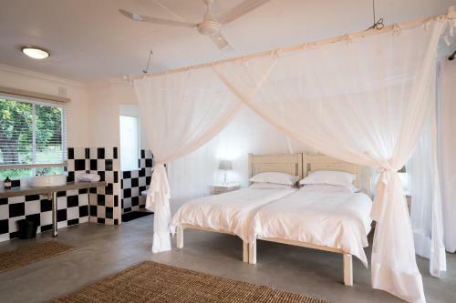 Makuwa Safari Lodge