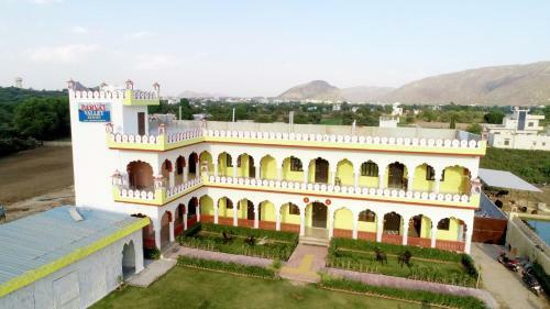 Hotel Parvat Valley Resort