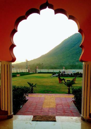 Hotel Parvat Valley Resort